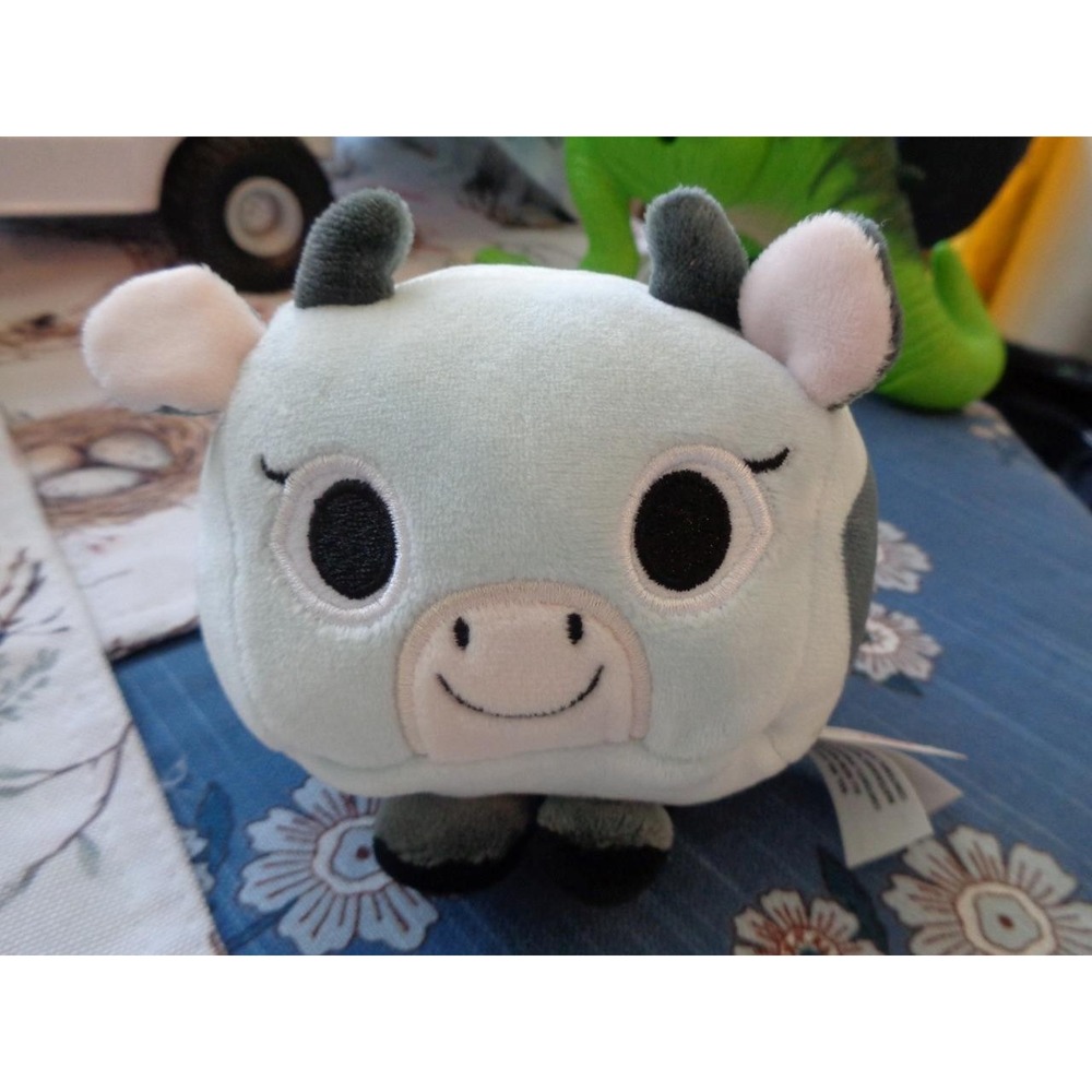 Pet Simulator X Mystery Treasure Joy Plush Spotted Cow No Code